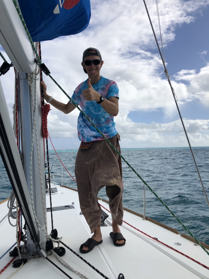 Переход Virgin Gorda - Anegada, паруса убраны