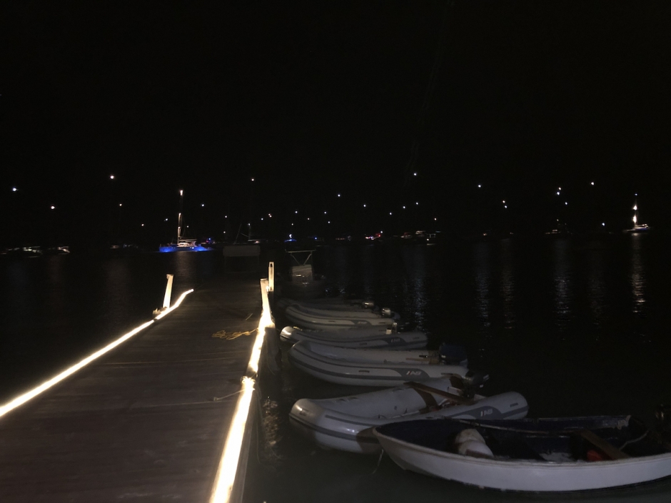 Anegada, пирс, созвездие якорных огней