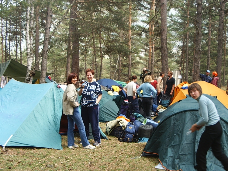 На поляне 2004 г.