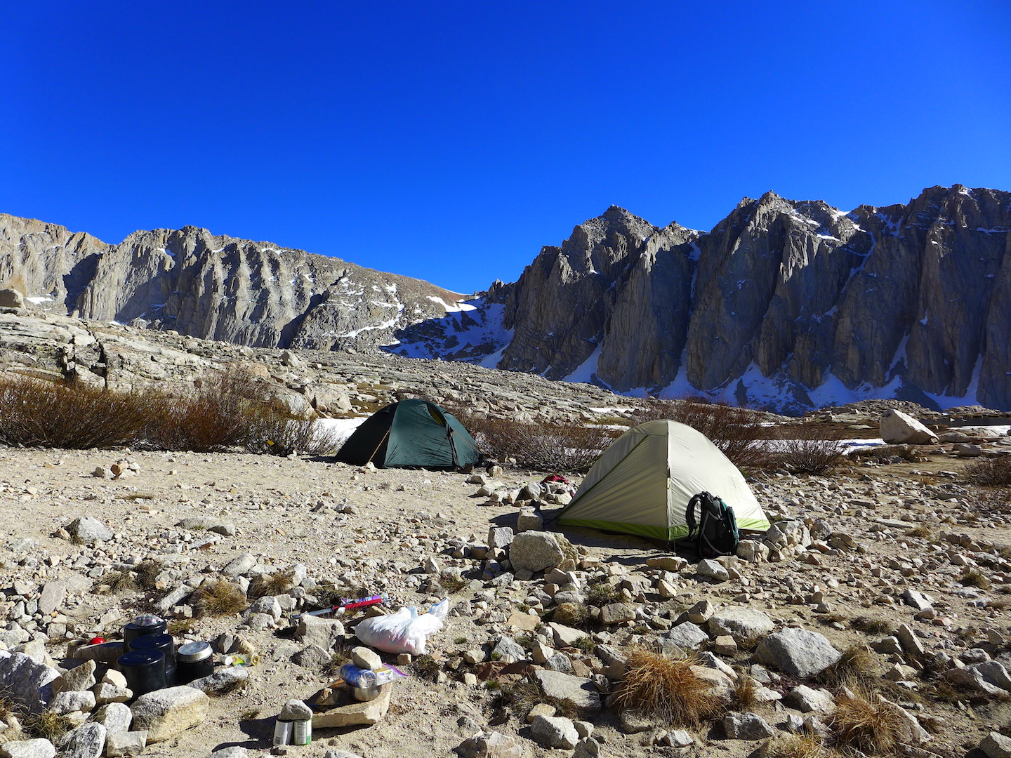 Mount Whitney - Guitar lake - Camp